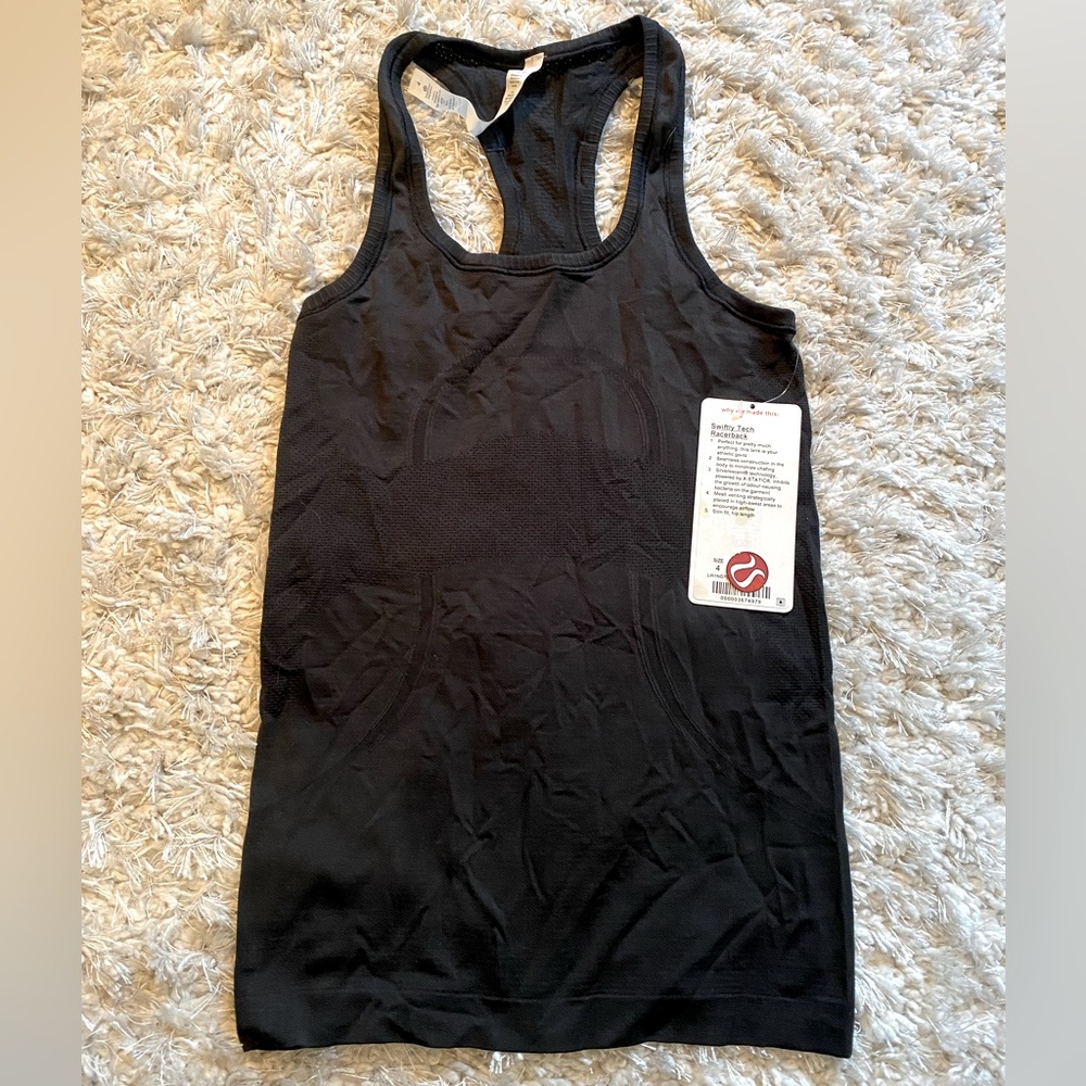 Brand new Lululemon tank
